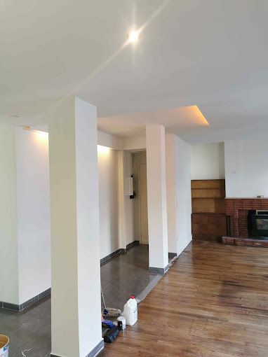 Rénovation de peinture murale colorée dans une chambre à Blagnac