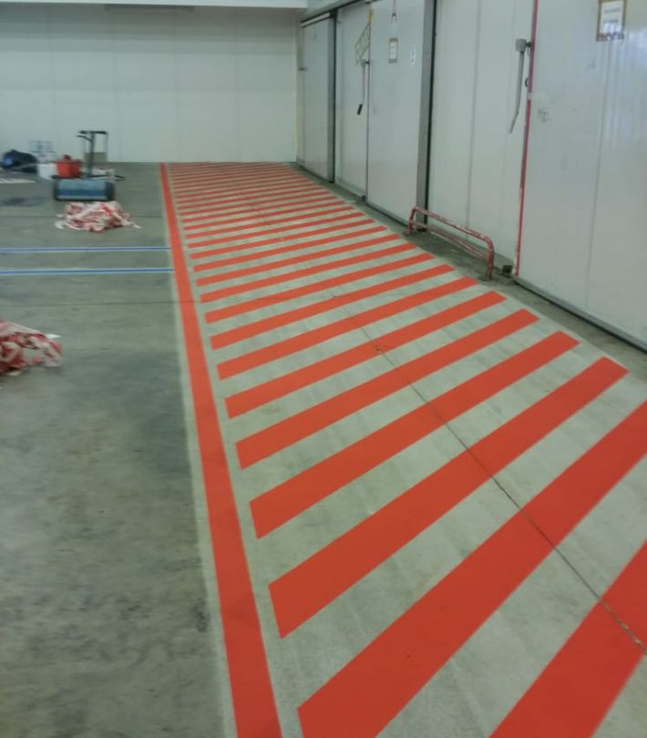 Marquage au sol avec résine époxy