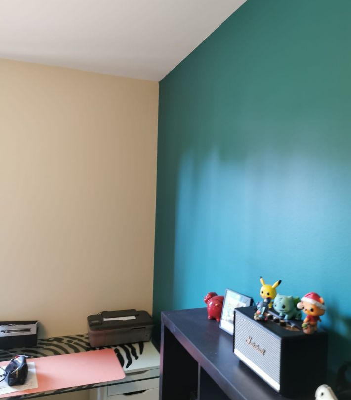 Peinture intérieure écologique Maestria appliquée dans une chambre à Colomiers